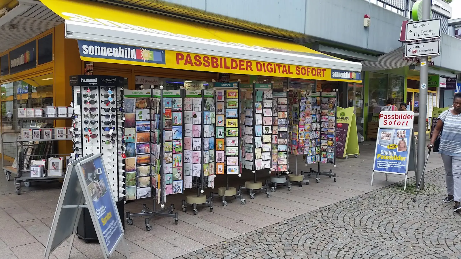 Fotofilmhof Studio am Rathausplatz 3 in Weil am Rhein – Passbilder digital sofort
